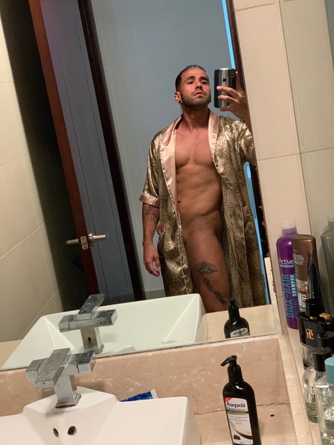 Ronald Aguilera onlyfans account