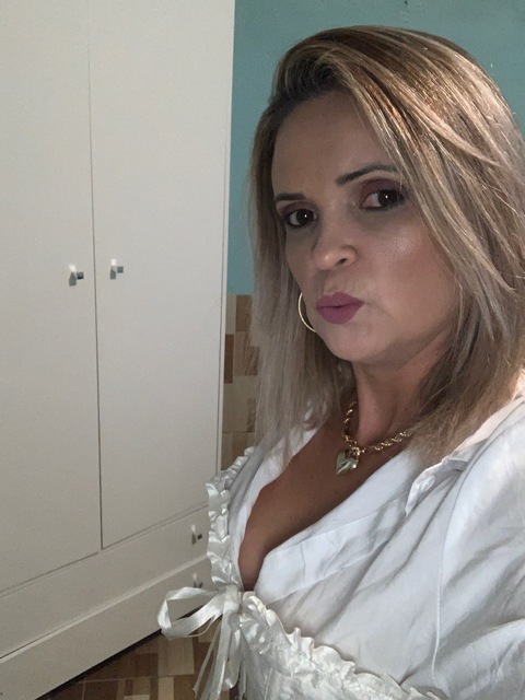 Flavia Adans onlyfans account