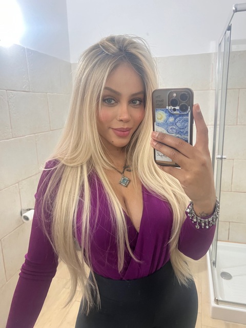 Hollyblackwood onlyfans account