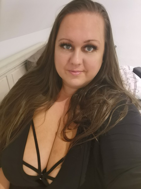 Beverlyboobs-105l onlyfans account