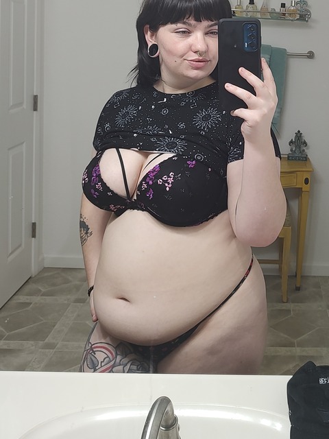 Chubby Piggy onlyfans account