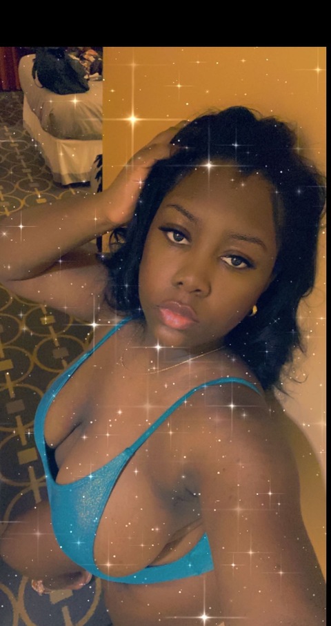 Mizzcherry_Brown onlyfans account