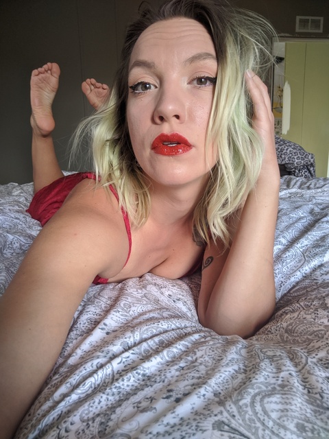 Stacey's Sweet Feet onlyfans account