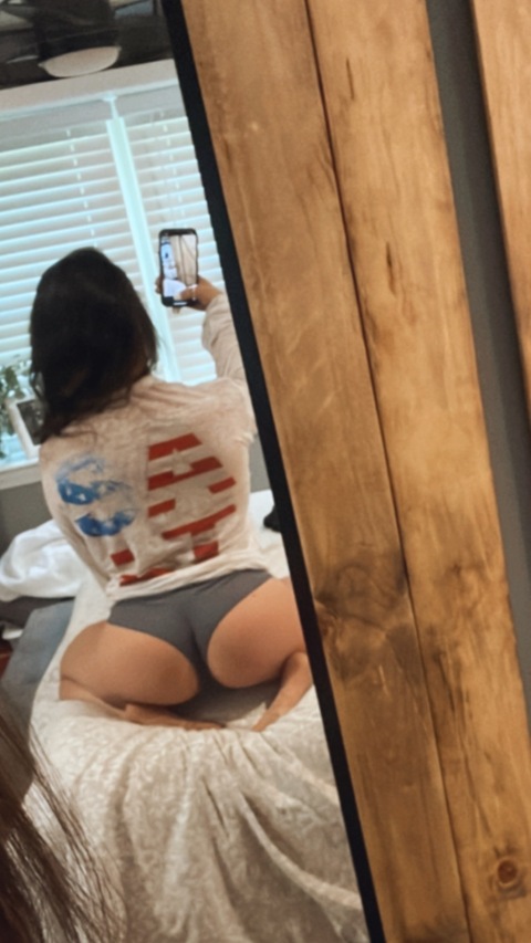 Emily onlyfans account