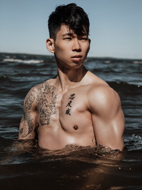 Nickolas Nguyen onlyfans account