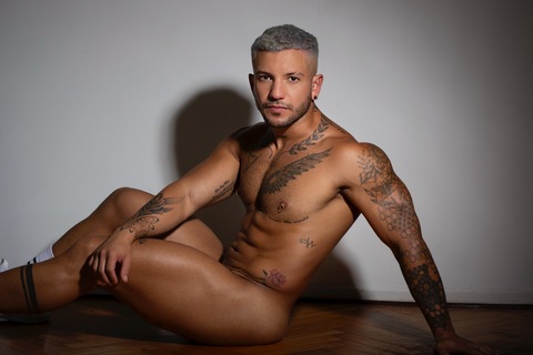 Adamcast5 onlyfans