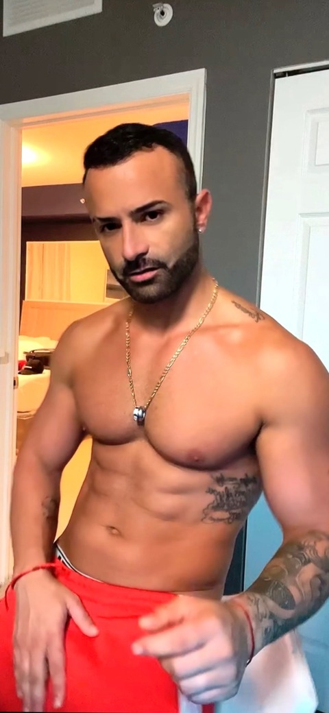 Ángel Reyes onlyfans account