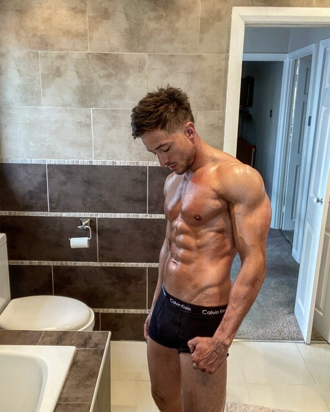 Deanobaily onlyfans