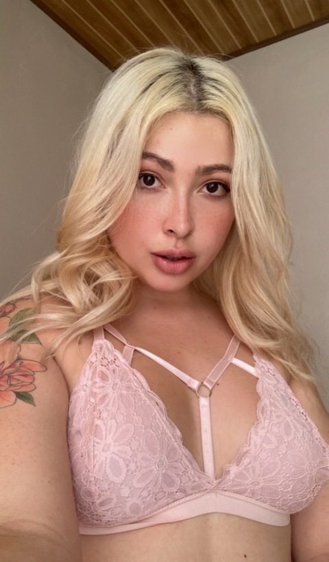 Lizzie Lu onlyfans account