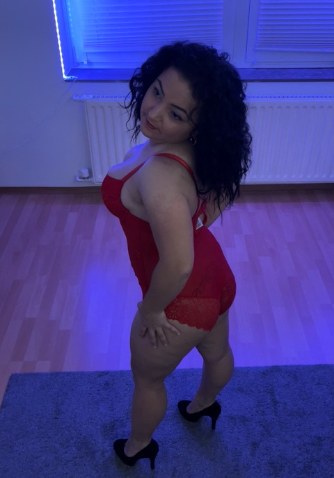 Little_Maya19 onlyfans account