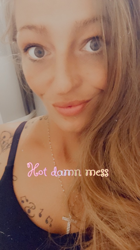 Mandyd28 onlyfans