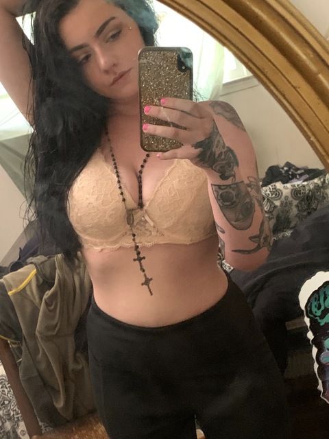 Nikki Lush onlyfans account